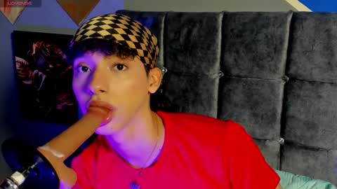 Daniel  online show from November 8, 12:52 pm