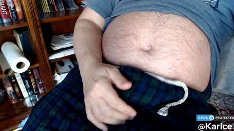 Karl online show from December 9, 7:03 pm