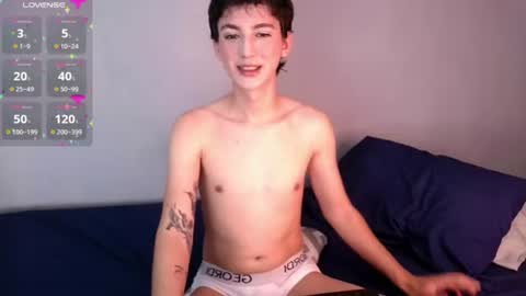 Alex online show from July 12, 5:04 pm