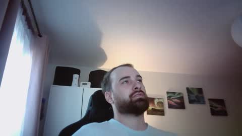 Katakuna online show from April 8, 6:35 am