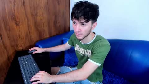 kavencastro online show from May 23, 3:56 am