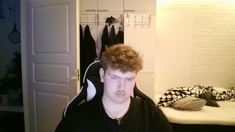 Aatu online show from December 1, 8:39 am