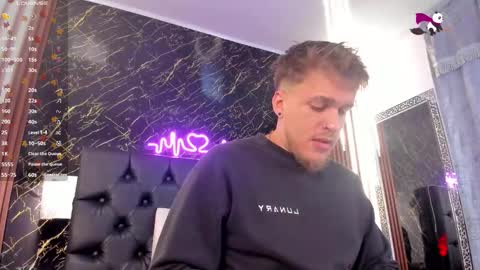 Snapshot of keane_lee chatting on October 17, 1:26 pm Keane online show from October 17, 1:26 pm