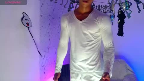Snapshot of ken__owensx chatting on October 23, 4:38 am ken__owensx online show from October 23, 4:38 am