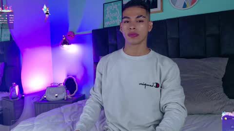   online show from February 23, 11:28 am