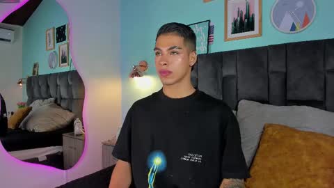   online show from February 19, 2:33 am