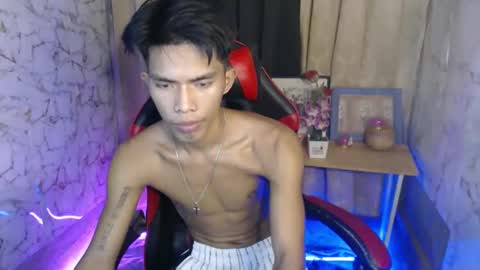 ken_minjun online show from February 2, 10:18 pm