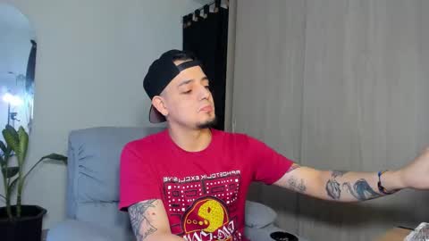 kendel_dimitri online show from March 1, 5:20 am