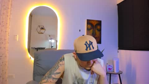 kendel_dimitri online show from February 12, 5:24 am