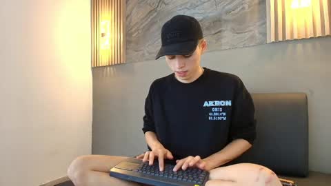 kenny_hank online show from April 8, 4:02 am