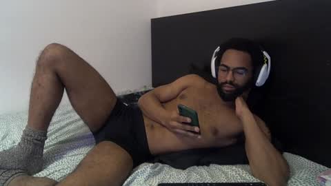 kevi4 online show from February 7, 10:52 pm