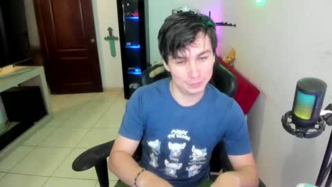 Kevin online show from June 6, 11:33 pm