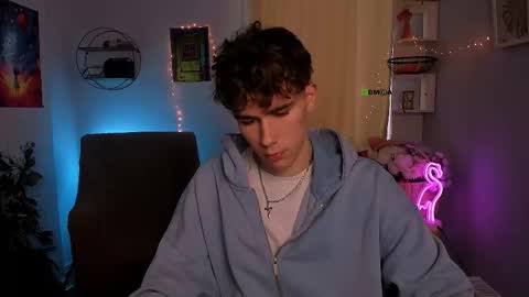 kevin_nix_ online show from February 1, 10:14 am