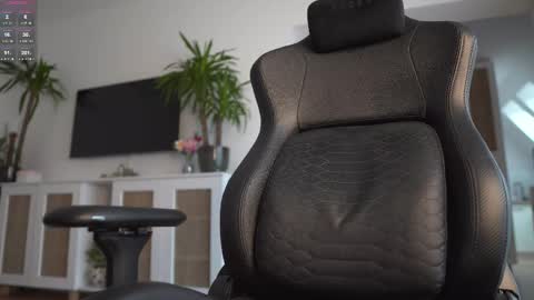 Kevin online show from November 4, 12:50 pm