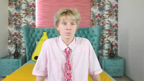 Kevin online show from November 14, 3:02 pm