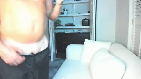 K Fizzle online show from April 13, 1:50 am