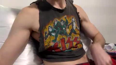 Snapshot of kheaven711 chatting on December 8, 9:52 pm Kheaven711 online show from December 8, 9:52 pm