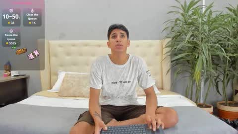 Snapshot of kieran_derek chatting on September 11, 5:06 am Kieran Derek online show from September 11, 5:06 am
