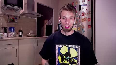 king_pong online show from December 5, 9:28 pm