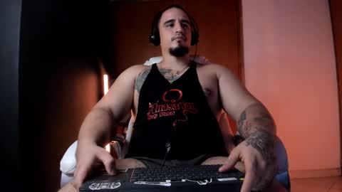 King Bear online show from February 22, 6:26 am