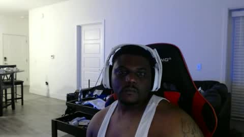 kingbell3489 online show from June 14, 1:58 am
