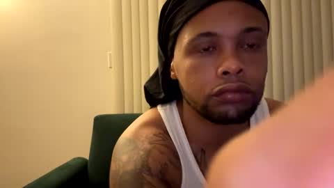 Snapshot of kingdabiggest chatting on September 16, 12:17 pm KingDaBiggest online show from September 16, 12:17 pm