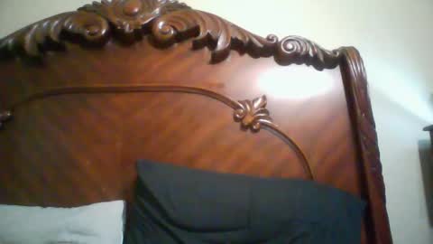 Snapshot of kingdreck28 chatting on January 10, 4:33 am kingdreck28 online show from January 10, 4:33 am