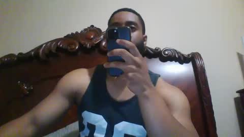 Snapshot of kingdreck28 chatting on February 26, 5:42 am kingdreck28 online show from February 26, 5:42 am