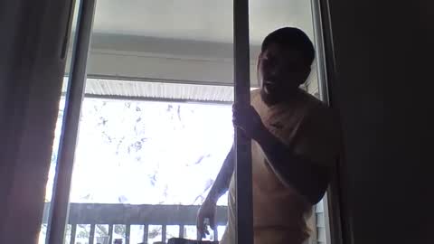 James online show from February 13, 6:27 pm