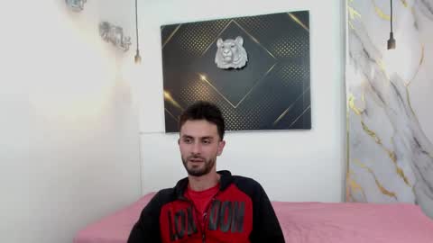 KING  online show from April 18, 3:52 am