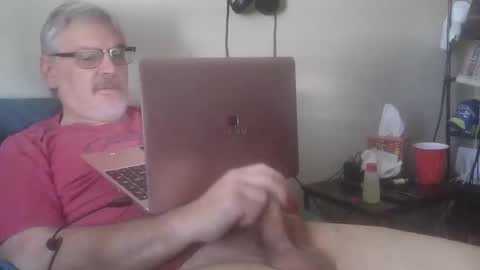 kingtongue10 online show from February 16, 7:45 pm