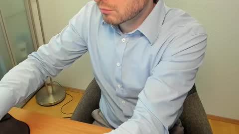 kinksubbydubby online show from March 25, 5:17 pm