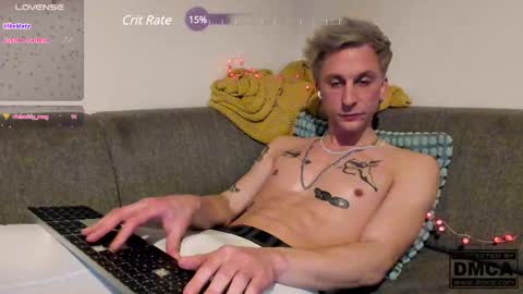 Snapshot of kinky_spidey chatting on February 15, 4:56 pm kinky_spidey online show from February 15, 4:56 pm