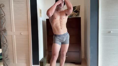 Snapshot of kinkybuffboy chatting on January 21, 5:16 pm kinkybuffboy online show from January 21, 5:16 pm