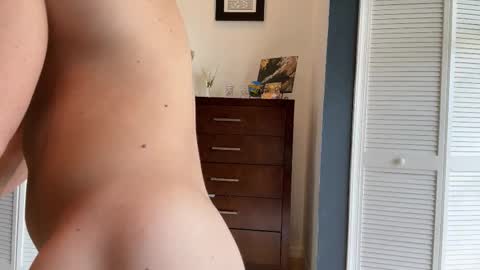 Snapshot of kinkybuffboy chatting on September 11, 5:01 pm kinkybuffboy online show from September 11, 5:01 pm