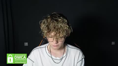 Kirill and Andrey online show from April 22, 1:01 am