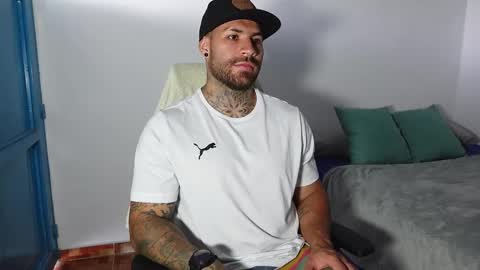 kite__ online show from February 7, 3:08 pm