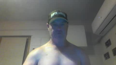 kiwiguy19773 online show from January 21, 9:17 am