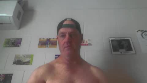 kiwiguy19773 online show from September 24, 10:30 pm