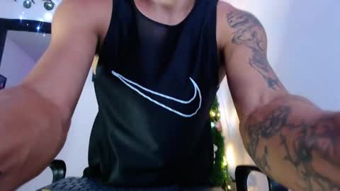 kizame___ online show from December 3, 1:00 am