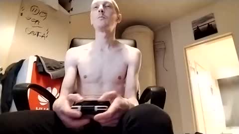 Erik online show from January 2, 1:30 pm