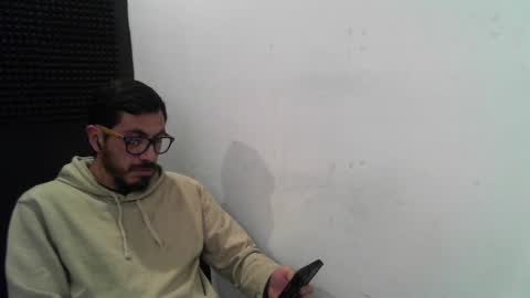 Snapshot of klein_jeremy chatting on December 24, 1:06 am Jeremyz online show from December 24, 1:06 am