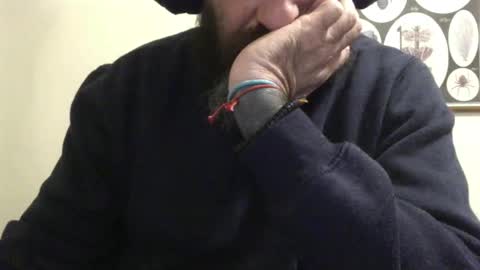 Snapshot of knicker76 chatting on December 19, 8:23 pm knicker76 online show from December 19, 8:23 pm