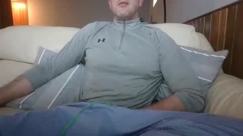 Snapshot of knight3975 chatting on February 12, 3:16 pm Knight3975 online show from February 12, 3:16 pm