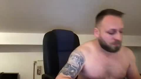 hugo online show from December 27, 10:48 pm