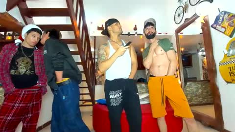 kobayaske online show from December 3, 12:11 am