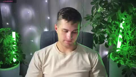 Sweet boy online show from February 20, 9:42 pm