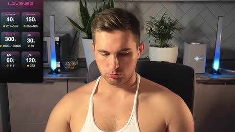 Sweet boy online show from December 18, 9:58 am