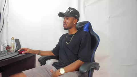 kofi online show from February 25, 4:21 pm