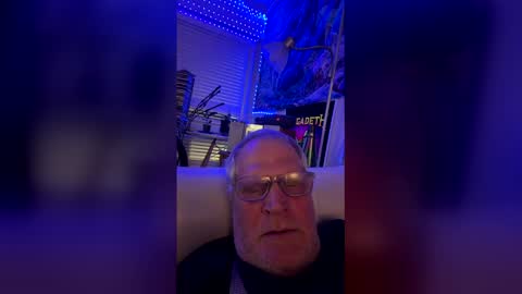 korysmith568 online show from May 4, 4:36 am